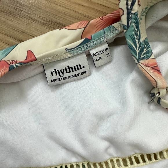 Rhythm. Yellow Floral One Piece Swimsuit Size Medium - Picture 3 of 4